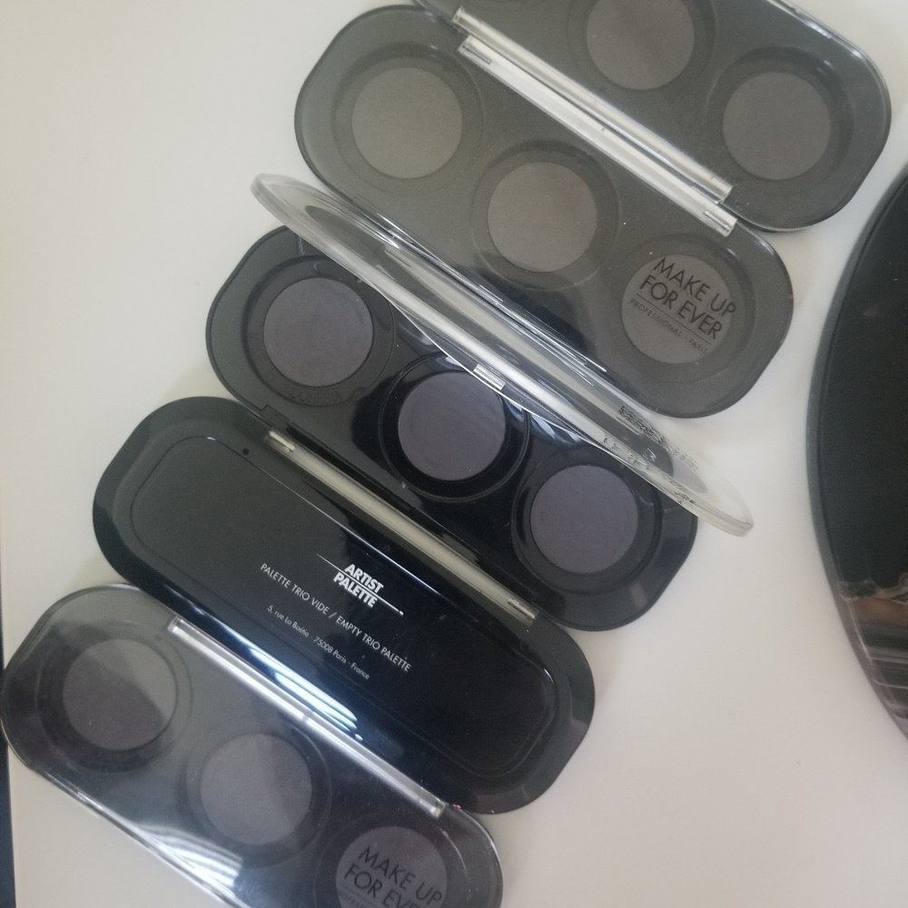 Makeup Forever empty trio palette